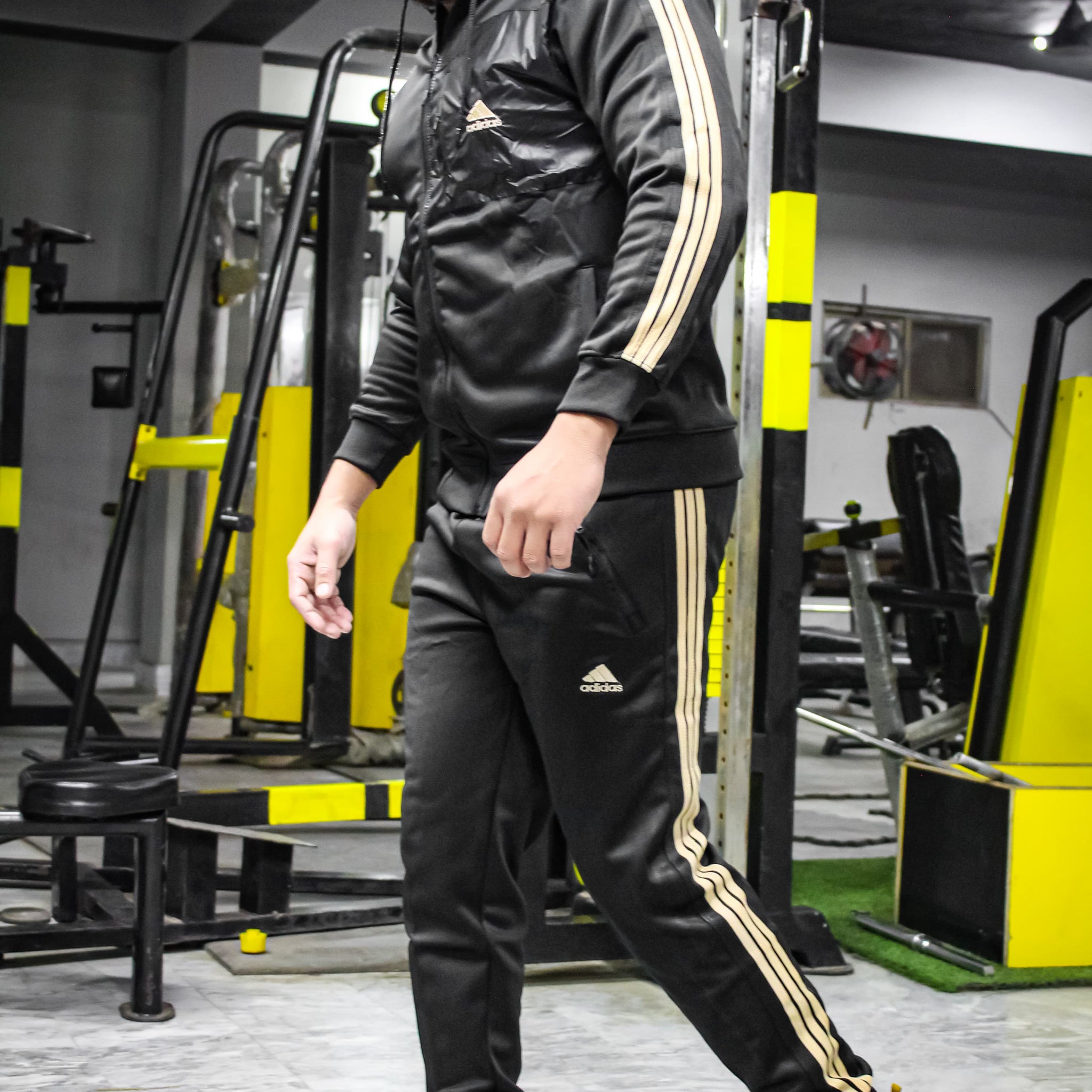 Adi Tri Strips Tracksuit